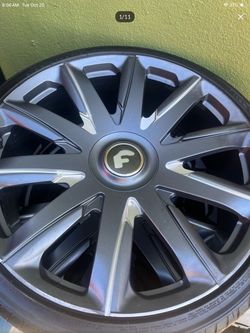 26" Forgiato Flow Wheels & Tires (Set of 4) - Great Condition!