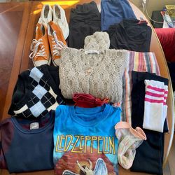 Women’s Size 4/6 Clothes Bundle 