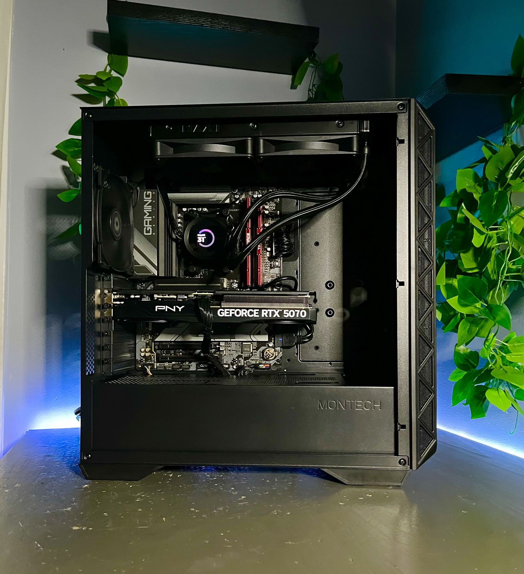 Gaming PC: RTX 5070 | Ryzen 7700x | 32GB DDR5