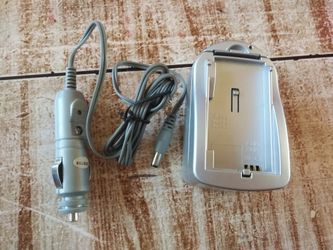 Universal Camera Battery Charger