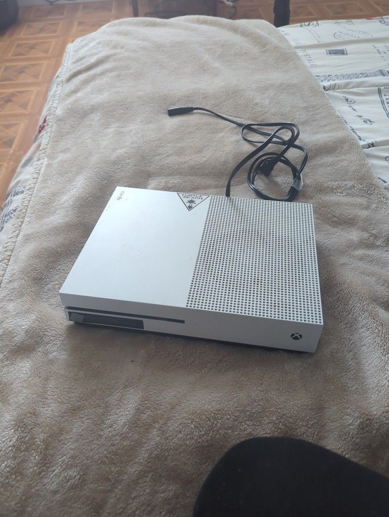 Xbox One S