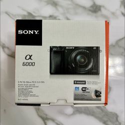 Sony Alpha α6000 24.3MP Digital SLR Camera + Kit with E PZ 16-50mm F3.5-5.6 OSS