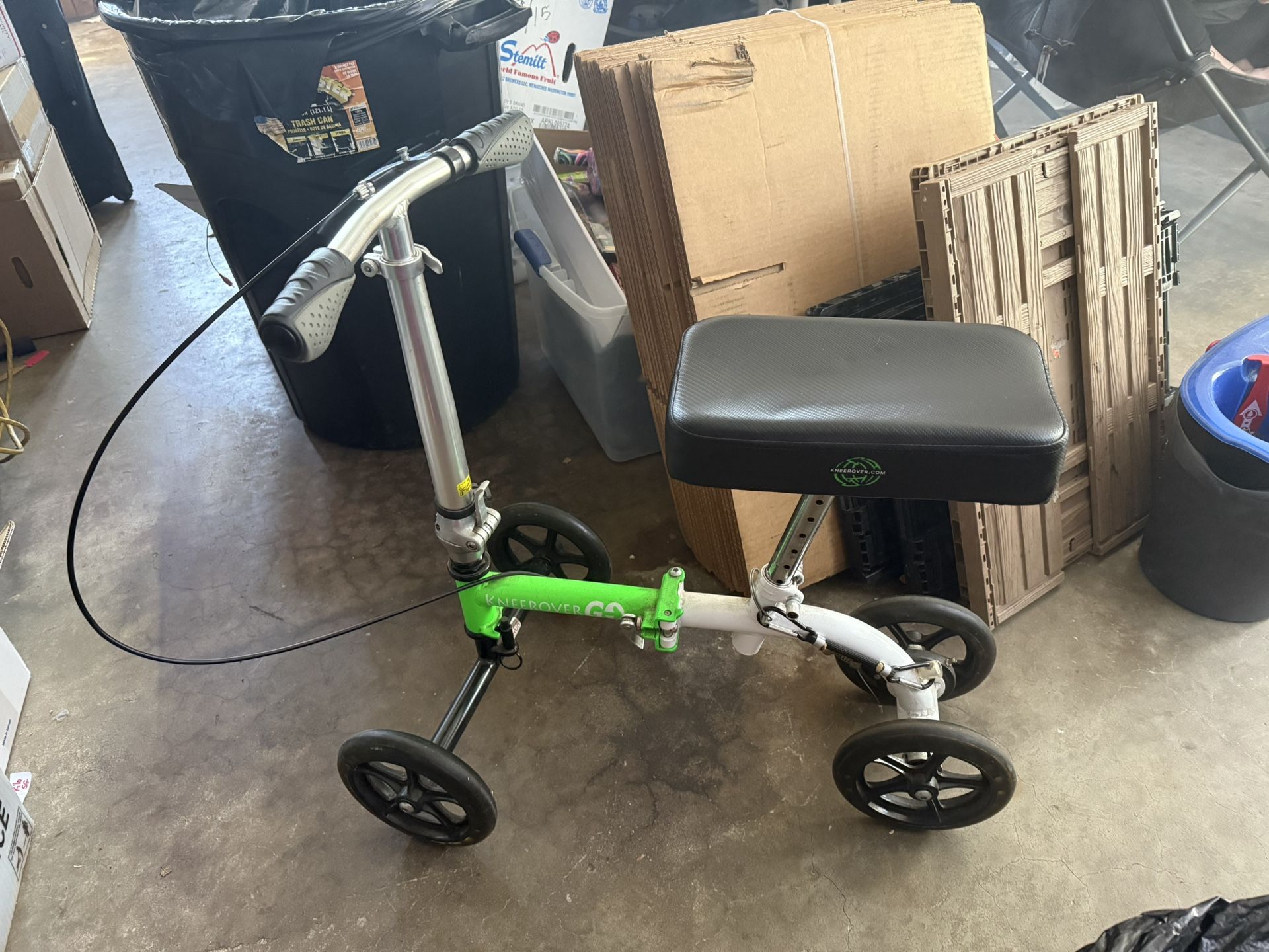 Knee scooter Mobility device