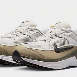 Nike Air Max Bliss size 6