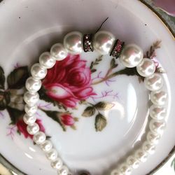 Valentine’s Day Pearl Bracelet 