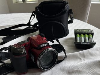 Nikon Coolpix L840 – Excellent Condition + Extras