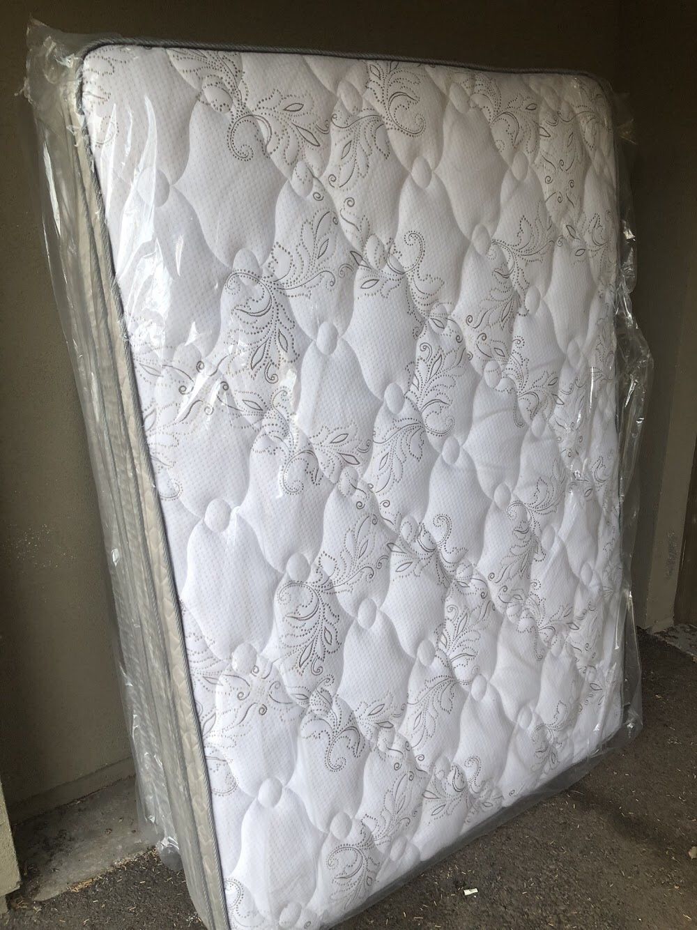 King Sized Mattress Brand New In Plastix