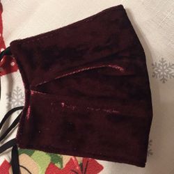 Velvet Face Mask - Holiday Burgundy Soft