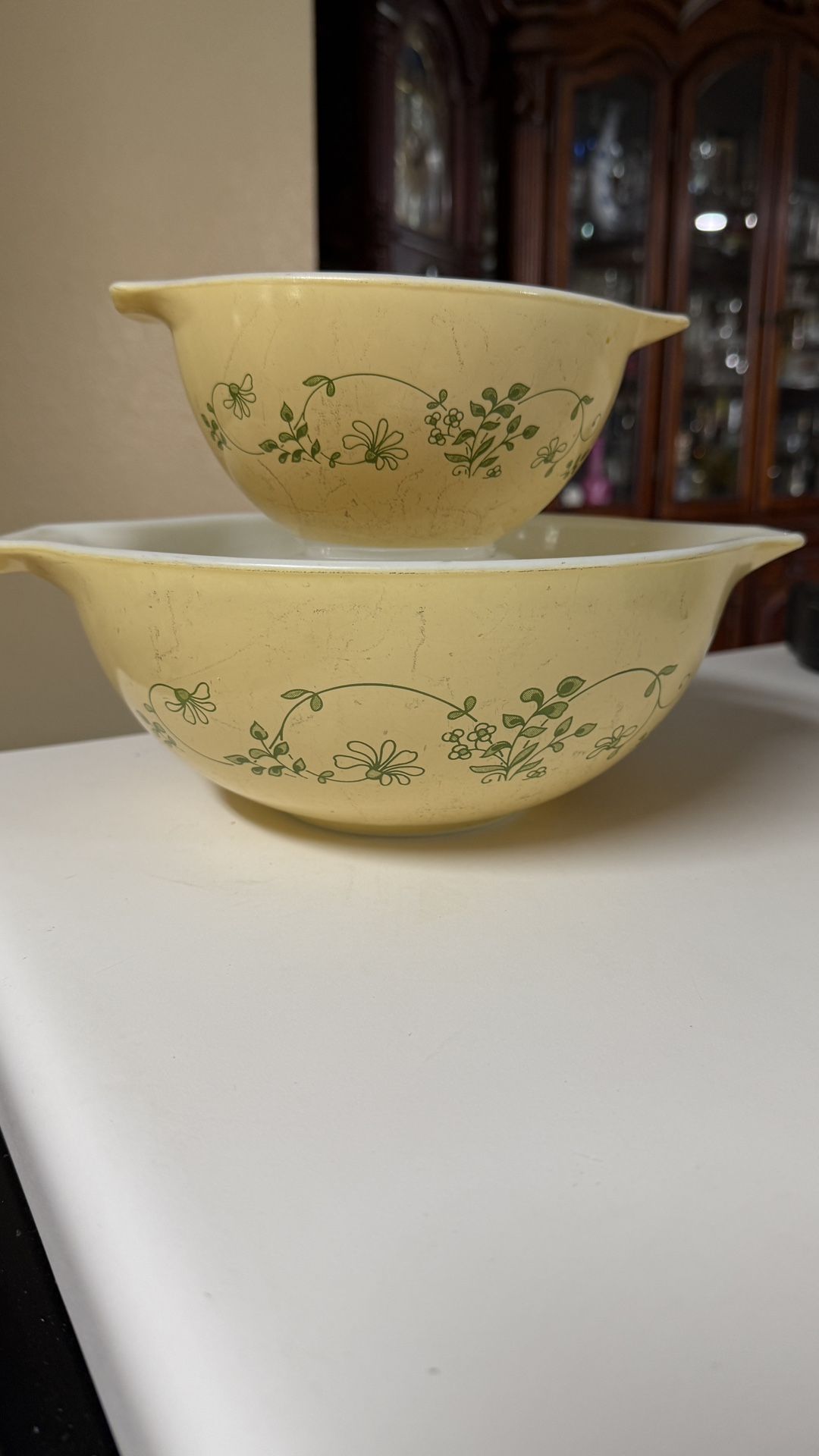 Set of Vtg Pyrex Shenandoah Cinderella Yellow Green Nesting