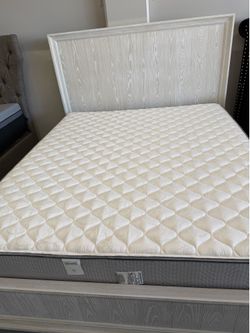 Camas # Bedroom Set # in Stock # Disponibles