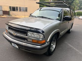 2003 Chevrolet S-10 LS 3dr Extended Cab LS