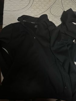 woman’s nike clothing ! lot
