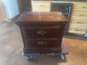 Free nightstand