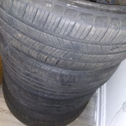 Set Of Tires For Toyota Corolla. 4 H