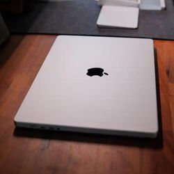 M1 Pro Apple MacBook Pro - 16inch
