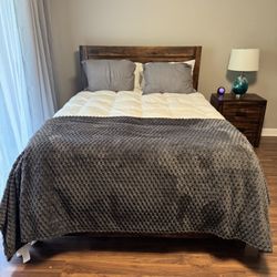 Queen Bedroom Set With Dresser & Nightstand