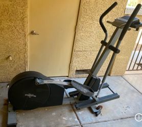 EXERCISE EQUIPMENT…GOOD QUALITY NORDICTRACK ELLIPTICAL…