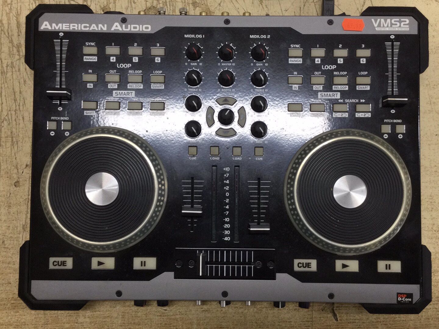 American Audio Digital Work Station DJ Controller VMS2