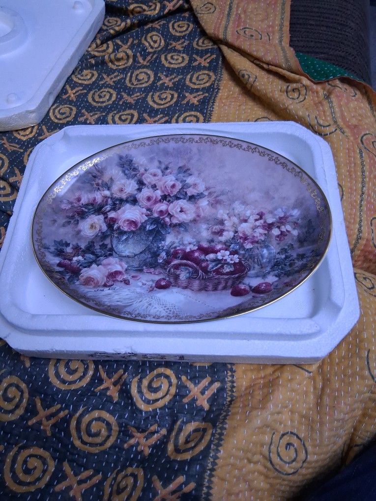 Lena Liu Garden Delight Collectors Plate