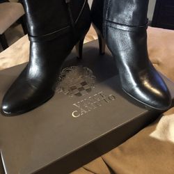 VInce Canuto Bootie Size 10