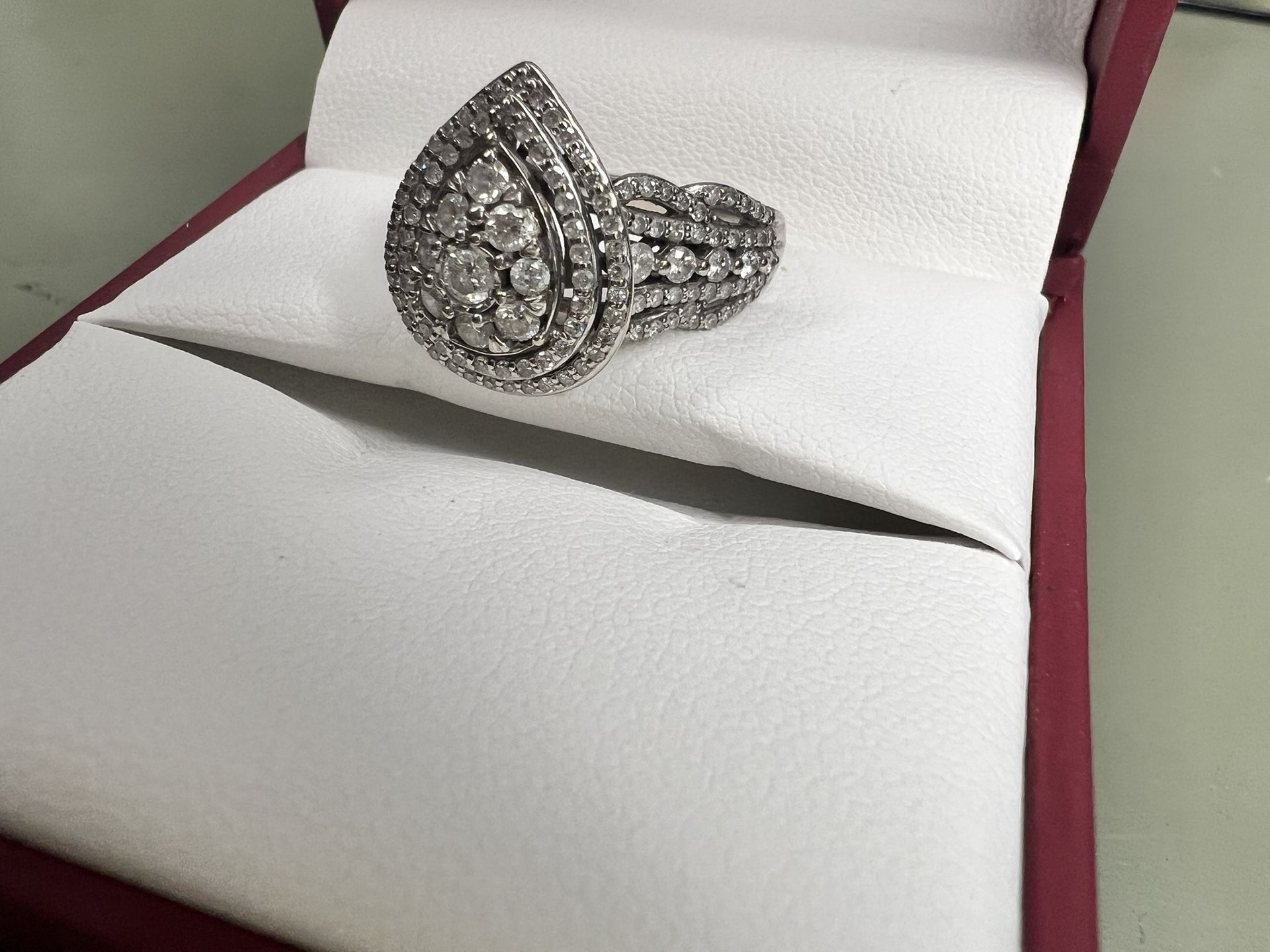 10ct White Gold Diamond Engagement Ring