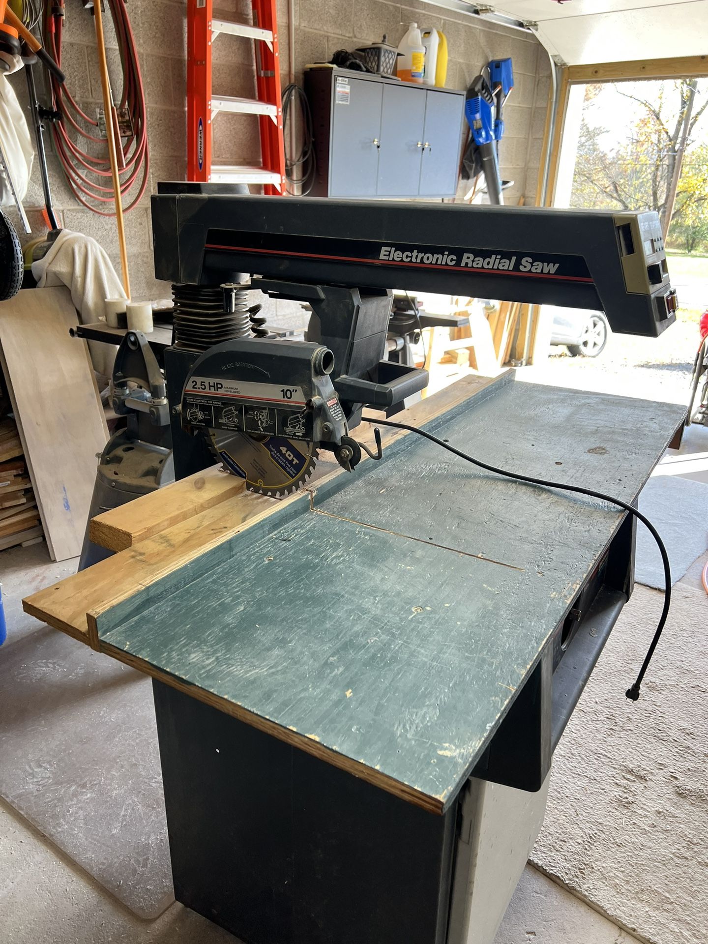 Radial Arm Saw