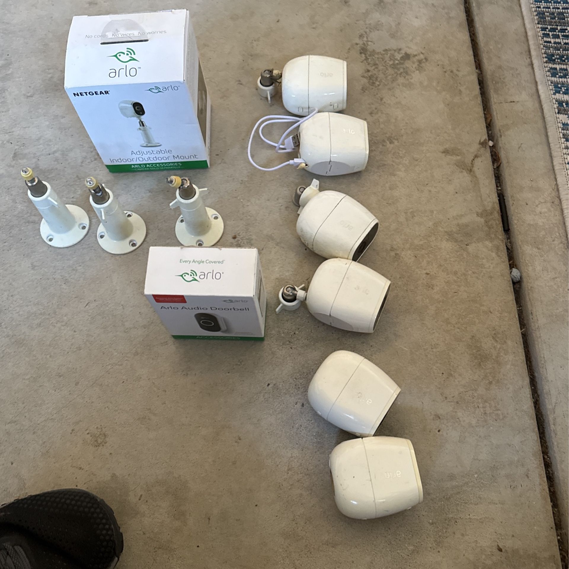 Arlo Pro 2 Security System
