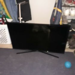 Flat Screen TV 