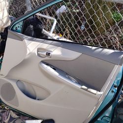 Toyota Corolla 2010 Front Passenger Door 