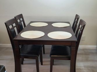 Dining set