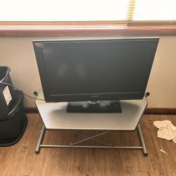 32” TV