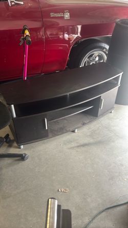 Free TV stand