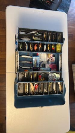 Fishing Tackle Box / Lures