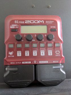 Zoom B14 Multi Effects Pedal (Bass)