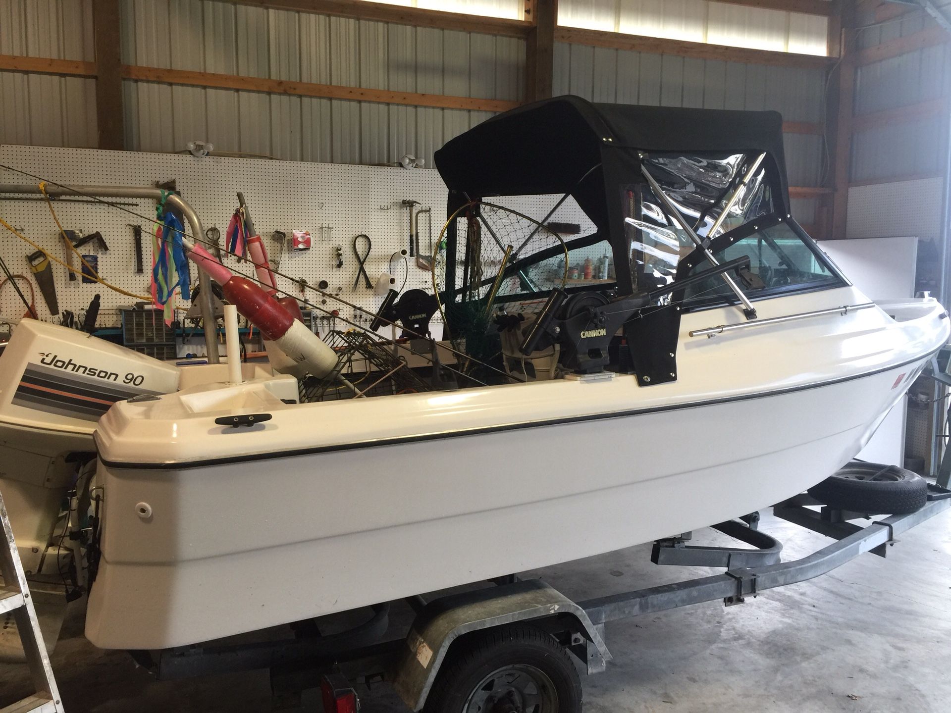 1983 ARIMA SEA HUNTER 15’