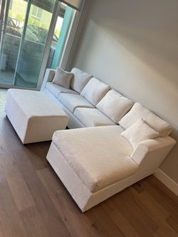 Brand New Cream Sectionals With Free Ottoman  (happy Customer)