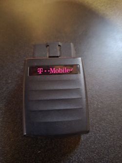 (T-MOBILE) SyncUp Drive SD-7000T  Tracking Device Car Hotspot Black -($40PRICE)