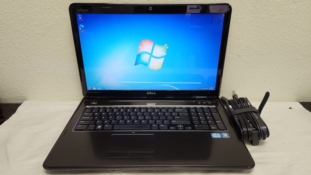 DELL INSPIRON N7110 | 750GB HDD | 8GB RAM | i5-2450M 2.50GHz | 17.3" | WIN7 + OFFICE