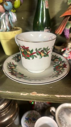Vintage Holiday Christmas Tea Cup And Saucer 