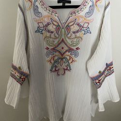 This Calessa elegant white blouse features intricate multicolor embroidery, perfect for adding a touch of sophistication to any outfit. Size 2X!  PTP 