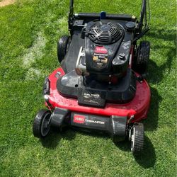 Toro commercial mower with electric start