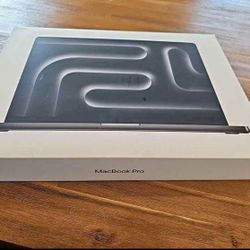 New 14 inch Apple MacBook Pro M3 Max 18GB, 1TB, 40 Core Laptop + AppleCare+ (2027)
