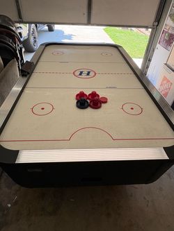 Air Hockey Table with Accessories
