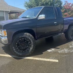 1995 Nissan Pickup