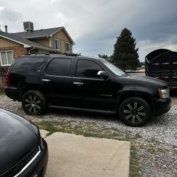 2007 Chevy Tahoe, LTZ parts Only