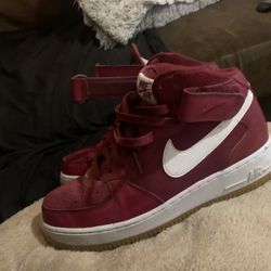 Vintage Nike (rare). 