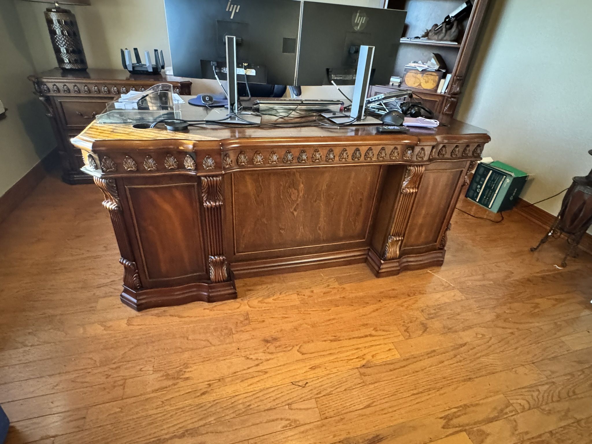 Office Furniture Set Baytown Texas