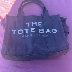 CLEAN NO SMELLS NO TEARS 