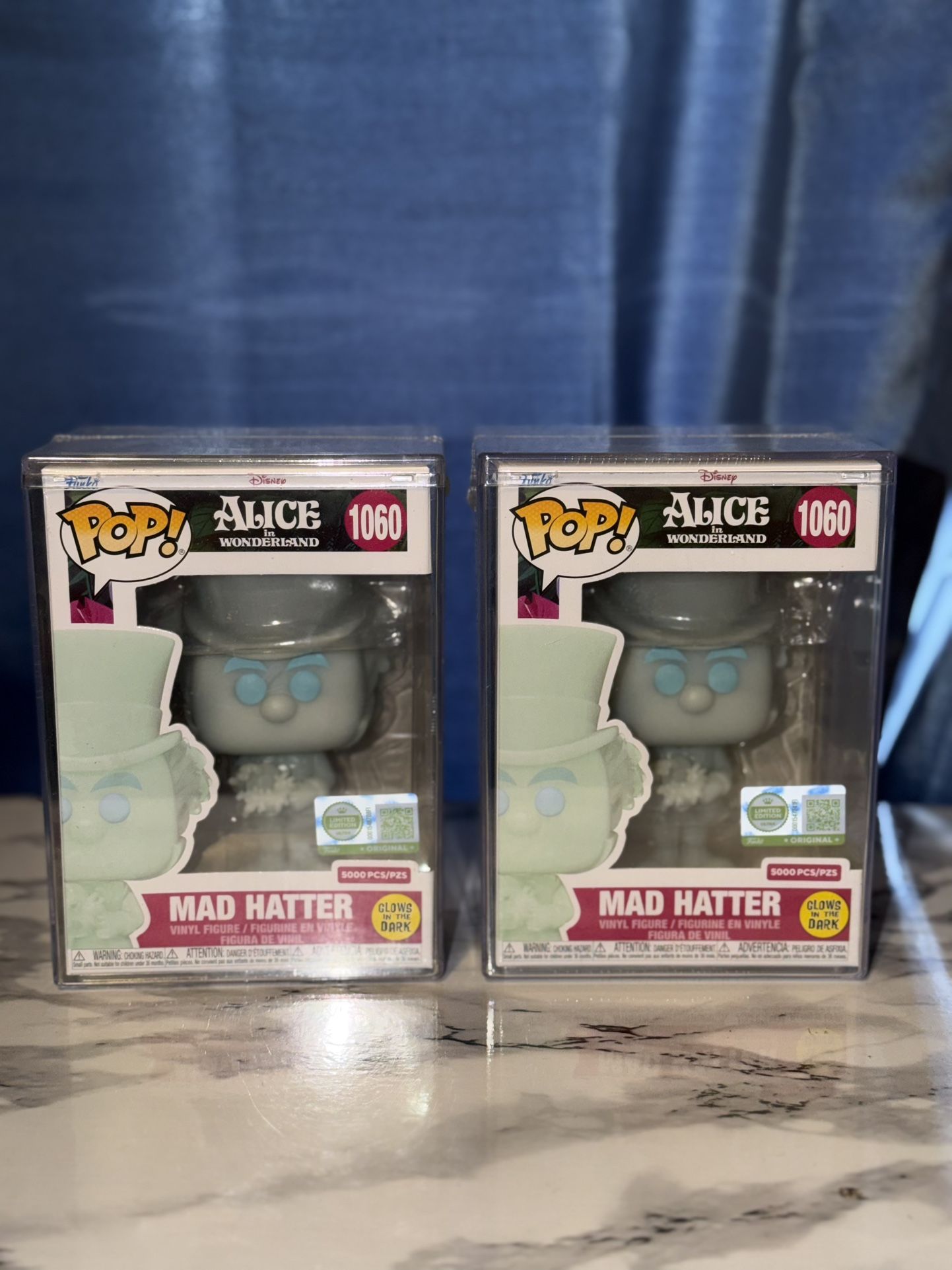 Pop! Mad Hatter (Glow) with Pop! Protector (Limited Edition) 
