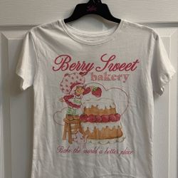 Brand New Girls Strawberry Shortcake Tee Size 7-8 Kids 